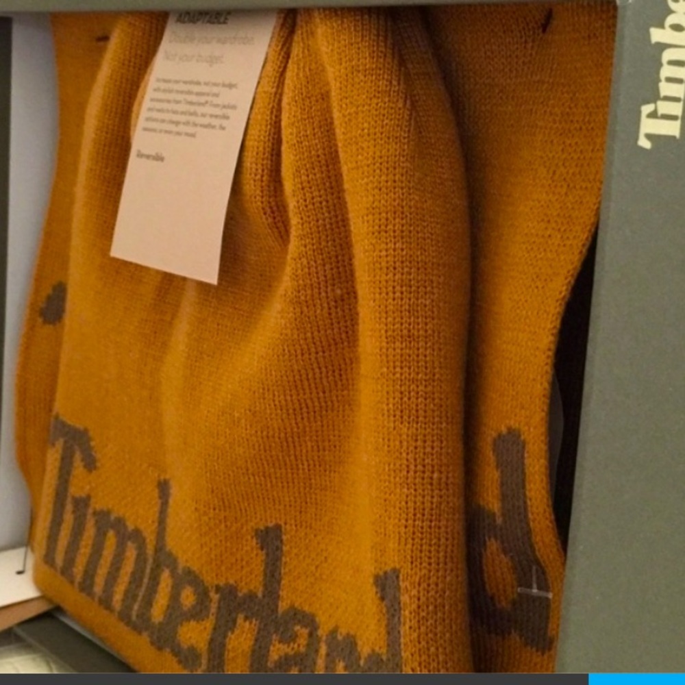 Timberland reversible scarf and hat